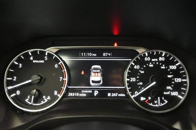 Used 2023 Nissan Rogue S FWD image 17