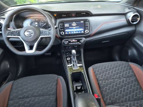 Used 2021 Nissan Kicks SR FWD image 21