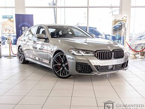 Used 2023 BMW M550i xDrive M550i xDrive w/ Executive Package image 6