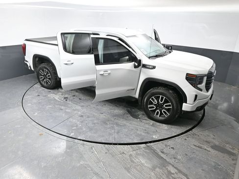 Used 2022 GMC Sierra 1500 AT4 w/ AT4 Premium Package image 58