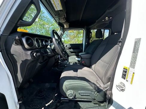 Used 2020 Jeep Wrangler Unlimited Sport S AWD/4WD image 25