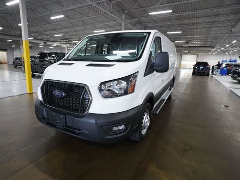 Used 2024 Ford Transit 250 Low Roof AWD w/ Exterior Upgrade Package image 12