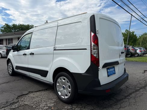 Used 2017 Ford Transit Connect XL FWD image 4