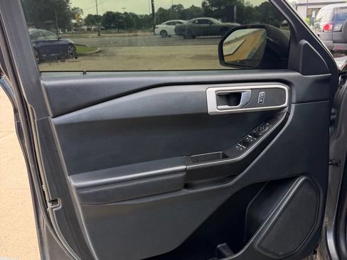 Used 2020 Ford Explorer 2WD image 10