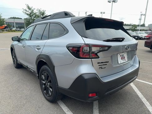 Certified 2023 Subaru Outback Onyx Edition image 7