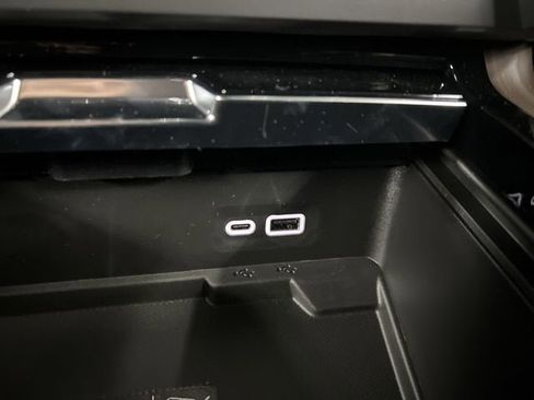 New 2026 GMC Yukon XL Denali w/ Sun & Power Step Package image 36