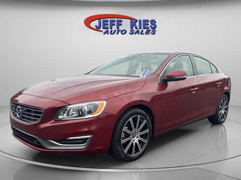 Used 2016 Volvo S60 T5 Inscription Platinum w/ Climate Package FWD image 1
