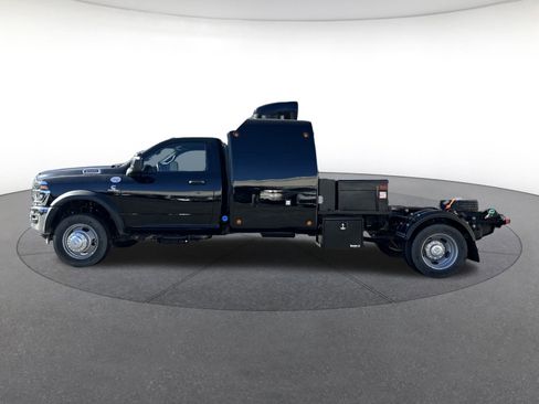 New 2026 RAM 5500 Tradesman w/ Chrome Appearance Group image 2