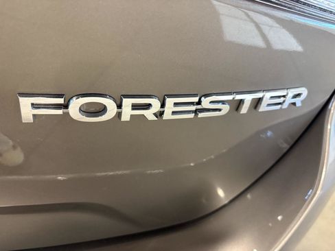 Used 2024 Subaru Forester Premium AWD/4WD image 33