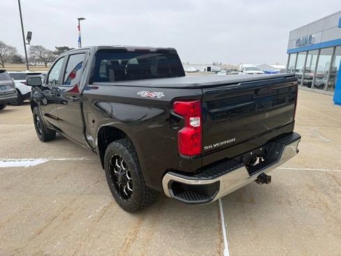 Certified 2020 Chevrolet Silverado 1500 LT w/ All-Star Edition AWD/4WD image 3