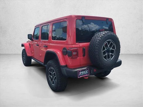 Used 2025 Jeep Wrangler Unlimited Rubicon w/ Steel Bumper Group AWD/4WD image 9