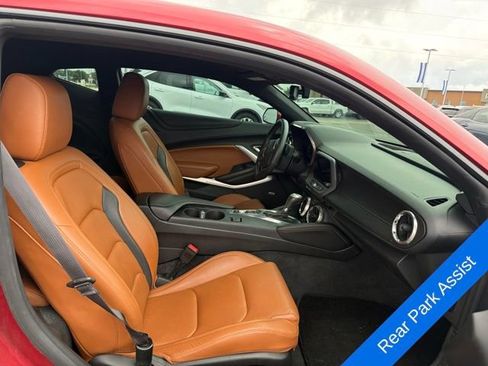 Used 2017 Chevrolet Camaro LT RWD image 13