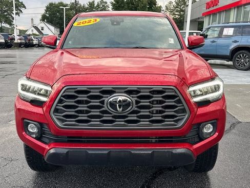 Used 2023 Toyota Tacoma TRD Off-Road AWD/4WD image 9