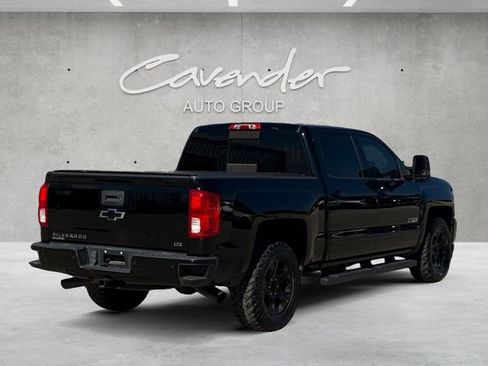 Used 2017 Chevrolet Silverado 1500 LTZ Z71 w/ Midnight Edition AWD/4WD image 16