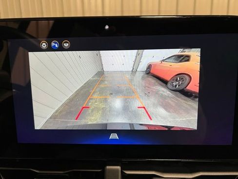 Used 2025 Chevrolet Equinox LT w/ Midnight Edition image 37