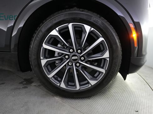 Used 2024 Cadillac Lyriq Sport RWD image 20