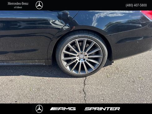 Used 2017 Mercedes-Benz S 550 Sedan image 6