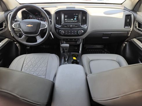 Used 2018 Chevrolet Colorado W/T w/ WT Convenience Package AWD/4WD image 12