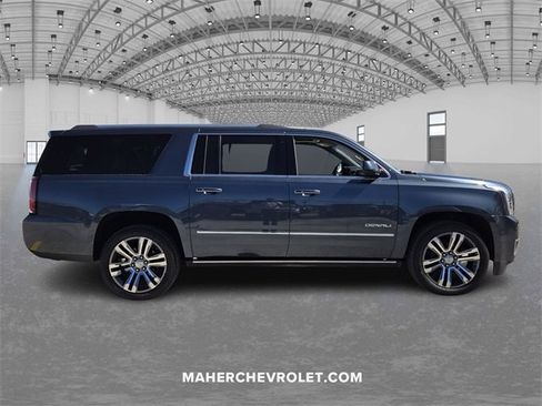 Used 2019 GMC Yukon XL Denali w/ Denali Ultimate Package image 8