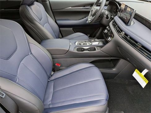 New 2026 INFINITI QX60 Sport w/ Dark Cargo Package image 33