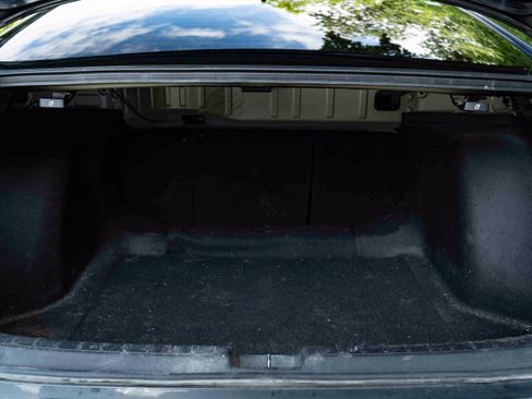 Used 2025 Honda Civic Sport image 40