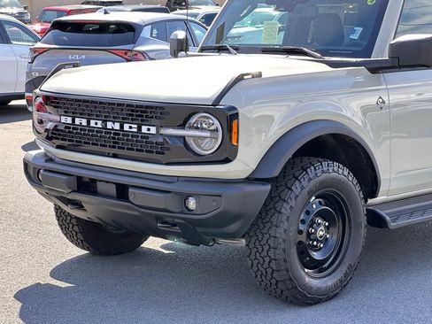 New 2026 Ford Bronco Outer Banks image 38