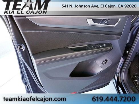 Used 2024 Volkswagen Atlas Cross Sport SE FWD image 22