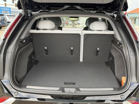 New 2026 Cadillac Optiq Luxury 1 RWD image 10