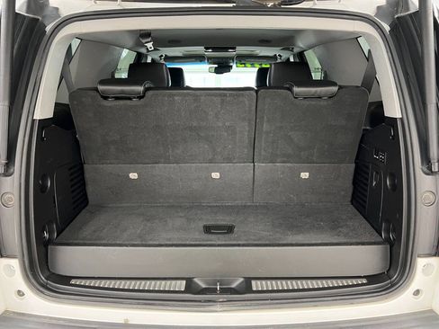 Used 2018 Chevrolet Tahoe Premier AWD/4WD image 13