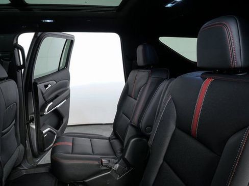 New 2026 Chevrolet Traverse RS w/ LPO, Floor Liner Package image 19