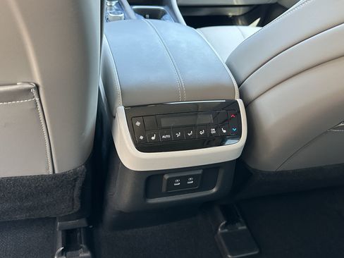 Certified 2026 INFINITI QX60 Luxe w/ Cargo Package FWD image 12