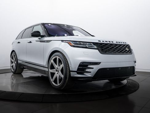Used 2018 Land Rover Range Rover Velar R-Dynamic SE image 1