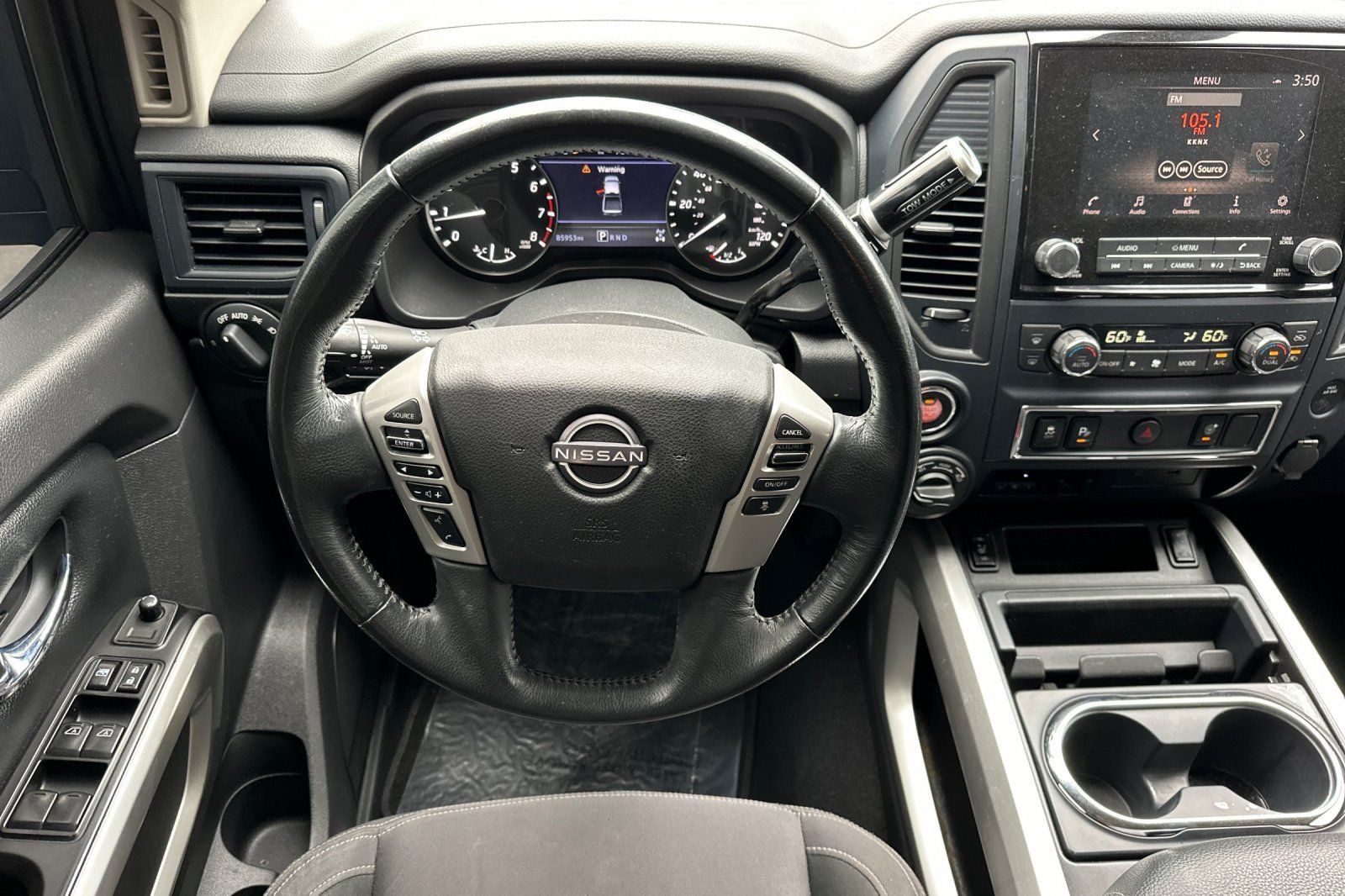 Used 2023 Nissan Titan SV w/ SV Convenience Package AWD/4WD image 16