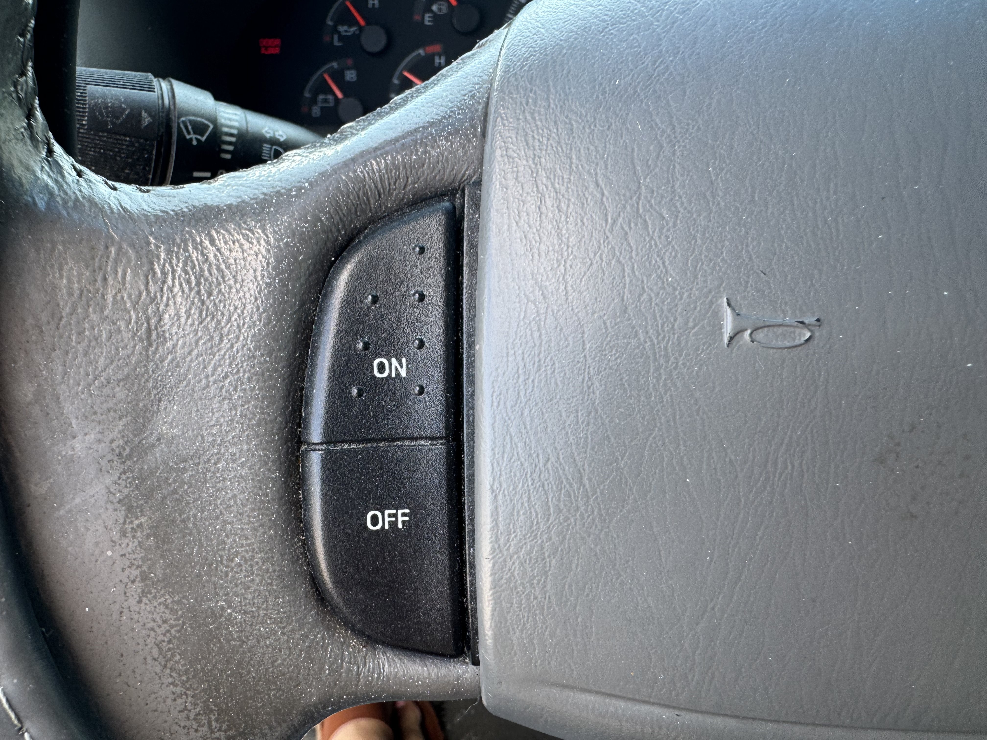 Used 1998 Ford F150 Lariat RWD image 11