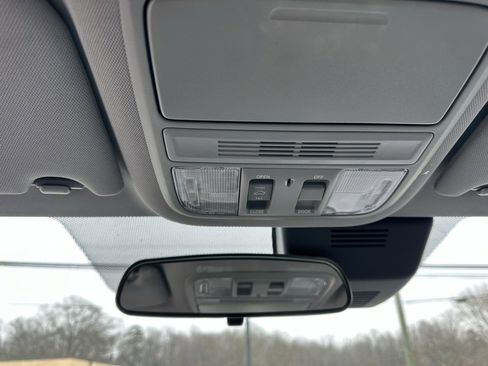 Used 2020 Honda Accord EX image 34