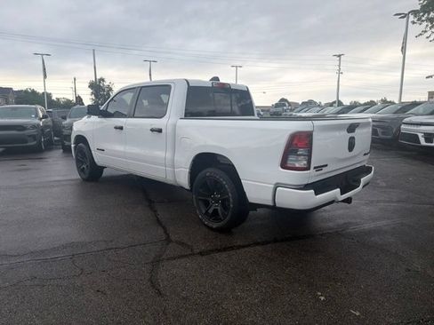 Used 2023 RAM 1500 Big Horn AWD/4WD image 3