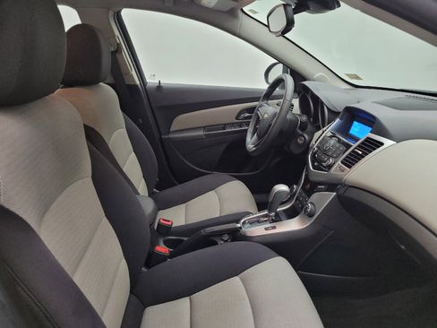Used 2015 Chevrolet Cruze LS FWD image 21
