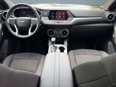 Used 2022 Chevrolet Blazer LT FWD image 16