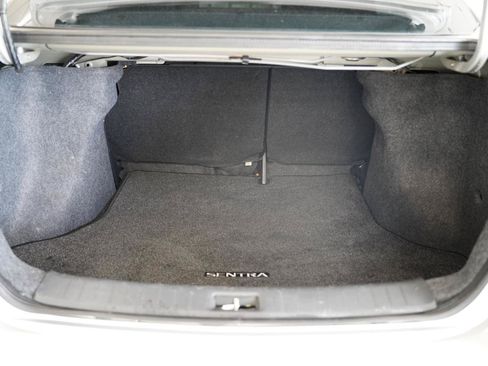 Used 2019 Nissan Sentra S FWD image 37