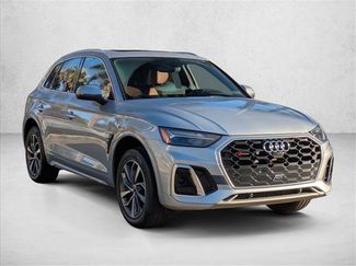 Used 2022 Audi Q5 2.0T Premium Plus w/ Premium Plus Package video 3