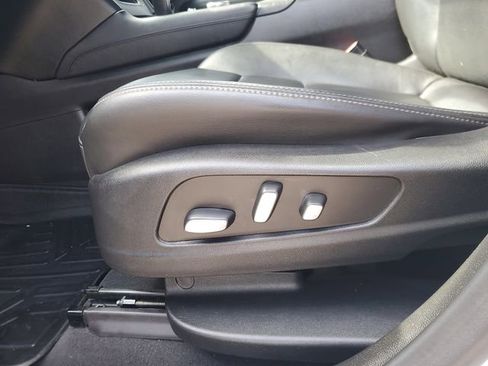 Used 2021 Cadillac XT6 Premium Luxury FWD image 17