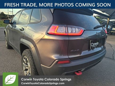 Used 2020 Jeep Cherokee Trailhawk w/ Cold Weather Group AWD/4WD image 6
