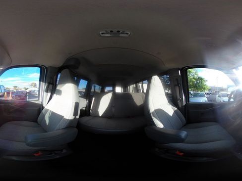 Used 2024 Chevrolet Express 3500 LT w/ LT Preferred Equipment Group image 42