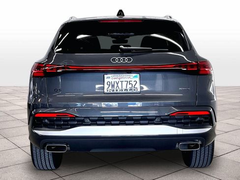 Used 2025 Audi Q5 Premium Plus w/ Premium Plus AWD/4WD image 7