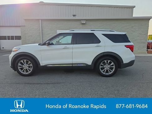 Used 2021 Ford Explorer Limited RWD image 2
