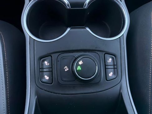 Used 2018 GMC Terrain SLT w/ Infotainment Package II image 21