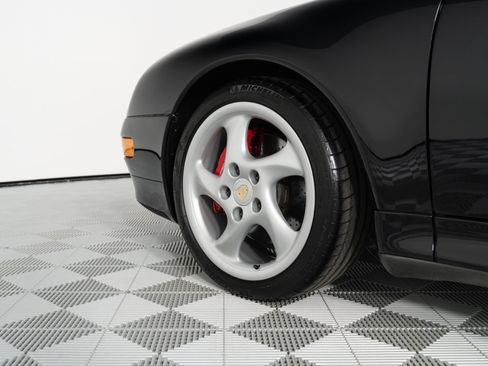 Used 1996 Porsche 911 Turbo RWD image 38