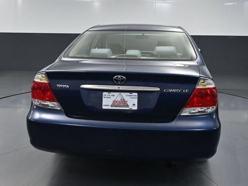 Used 2006 Toyota Camry LE FWD image 5