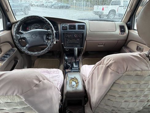 Used 1998 Toyota 4Runner SR5 AWD/4WD image 11