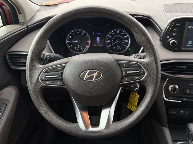 Used 2020 Hyundai Santa Fe SE AWD/4WD image 9